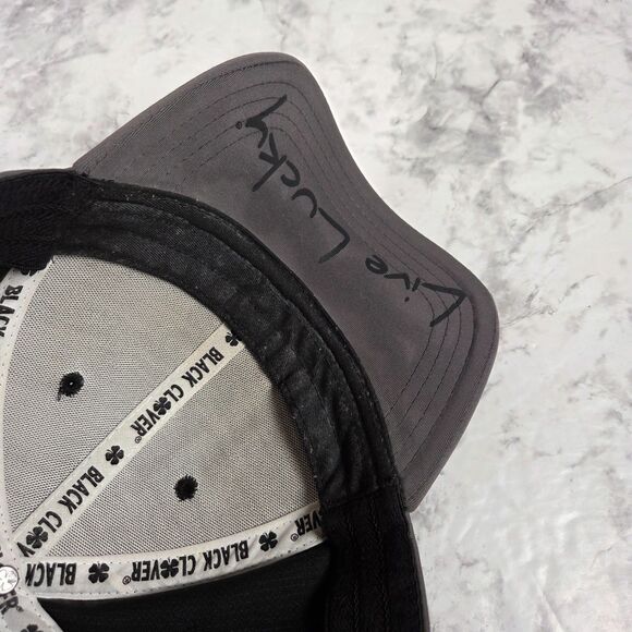 Black Clover Live Lucky Premium Grey Hat Men S/M Stretch Fitted 3D Embroidery - Picture 6 of 7